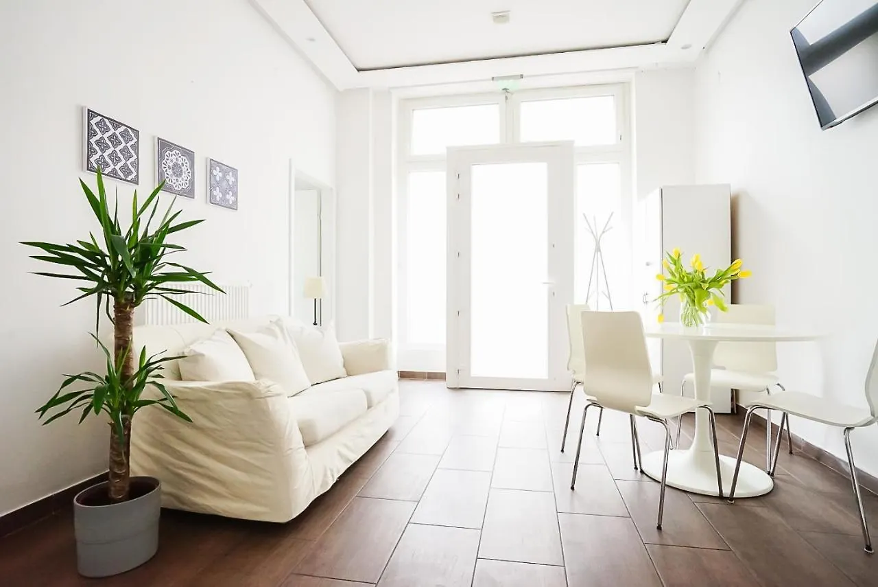 Wonderful Big Apartment Near Yppen Market 비엔나