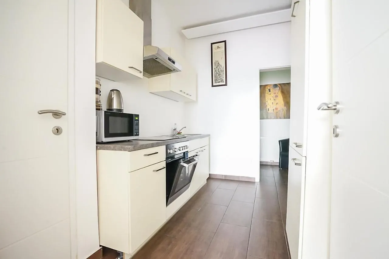 Wonderful Big Apartment Near Yppen Market 비엔나