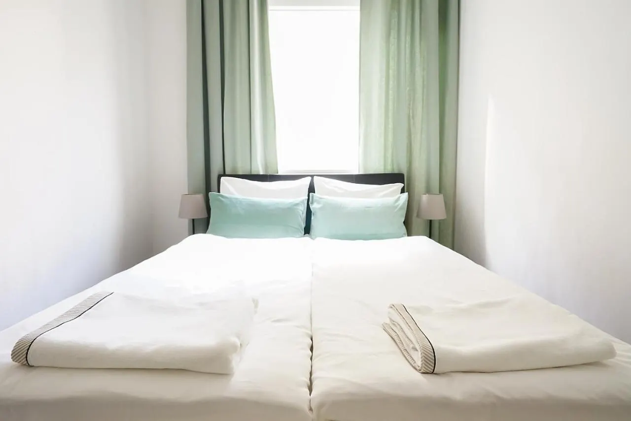 Wonderful Big Apartment Near Yppen Market 비엔나 0*,  오스트리아